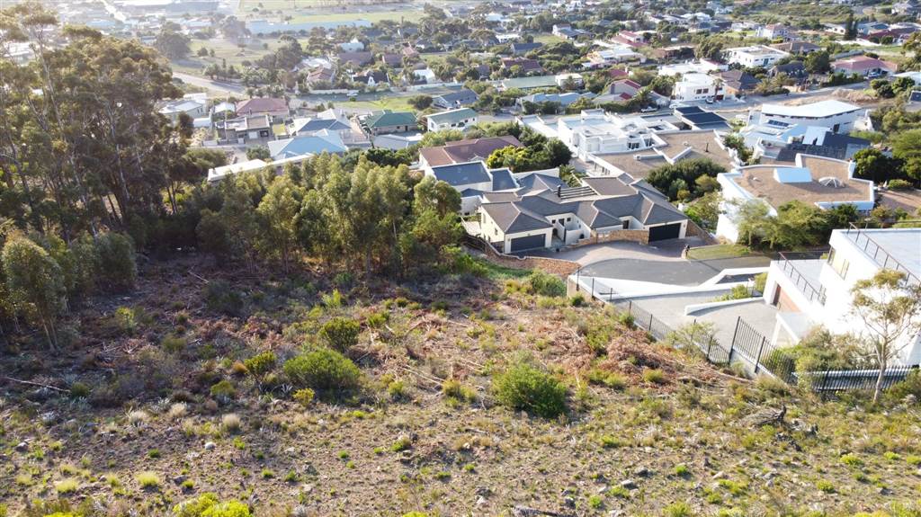 1317 m² Land available in Gordons Bay Central photo number 12