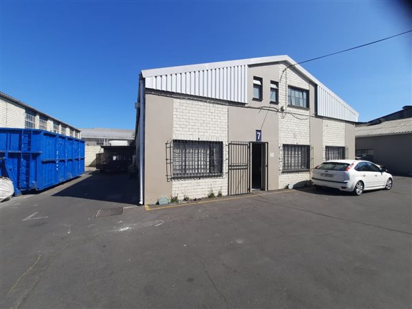 284  m² Industrial space