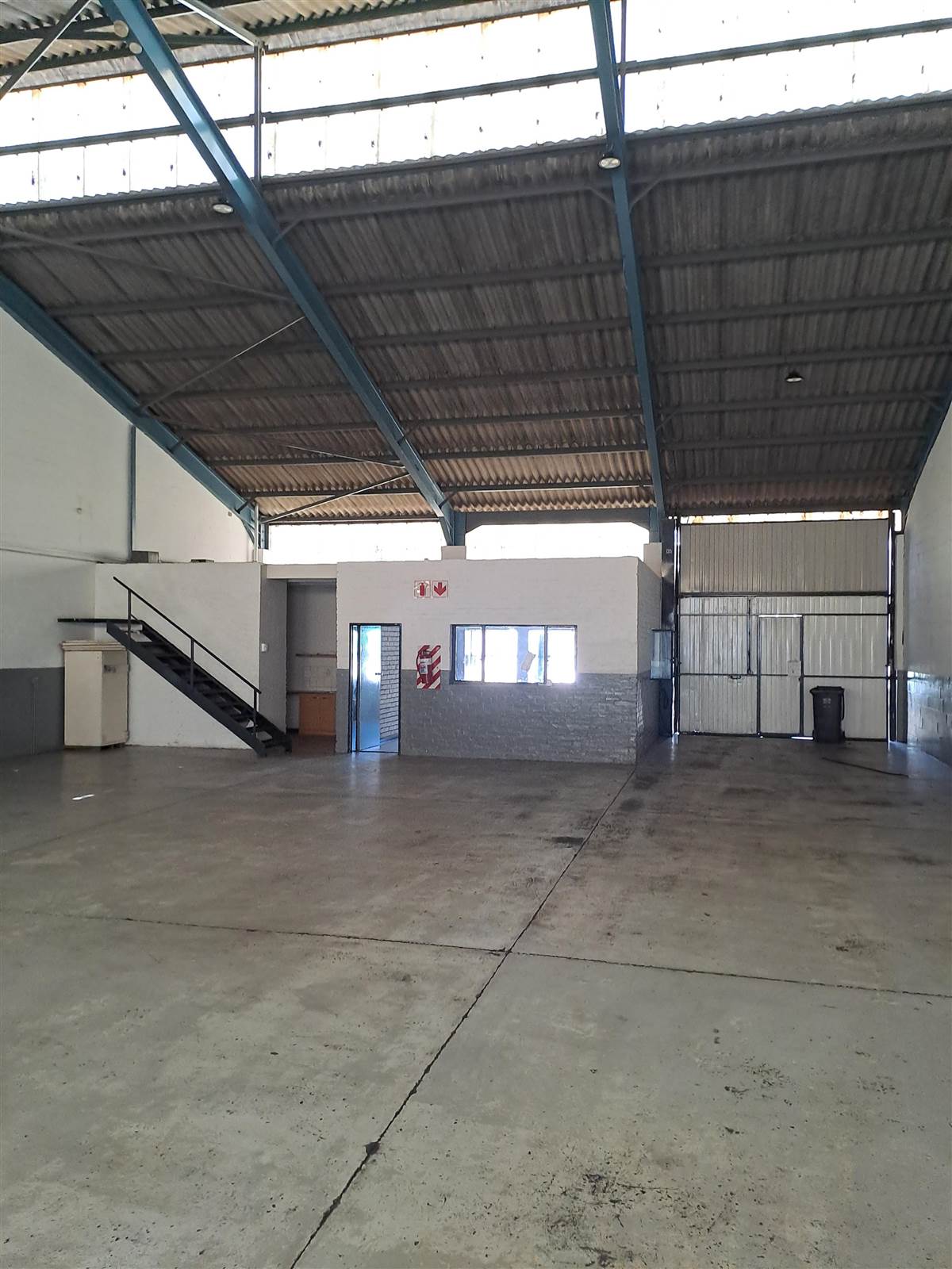 343  m² Industrial space in Beaconvale photo number 9