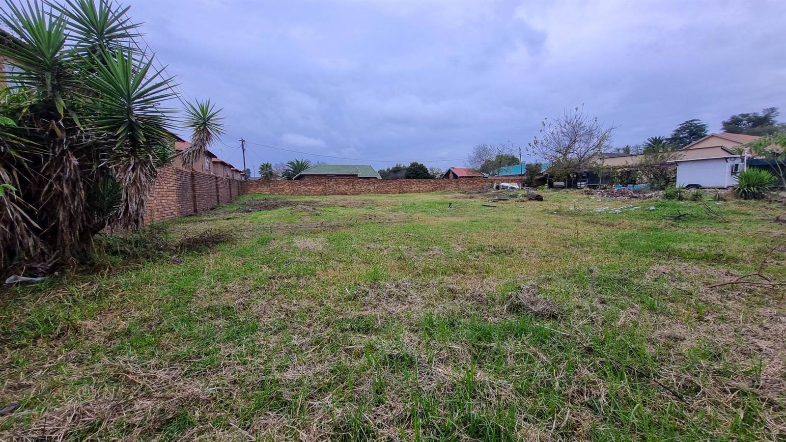 1357 m² Land available in Middelburg South photo number 8