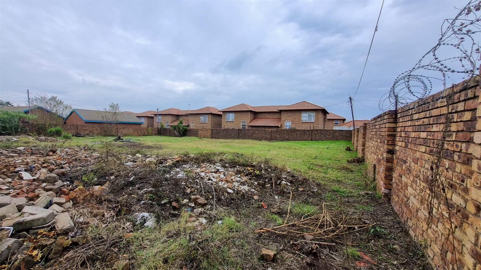 1357 m² Land available in Middelburg South photo number 12