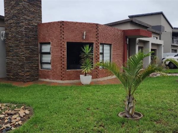 3 Bedroom House 3 Bedroom House