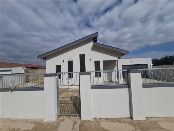 4 Bedroom House 4 Bedroom House