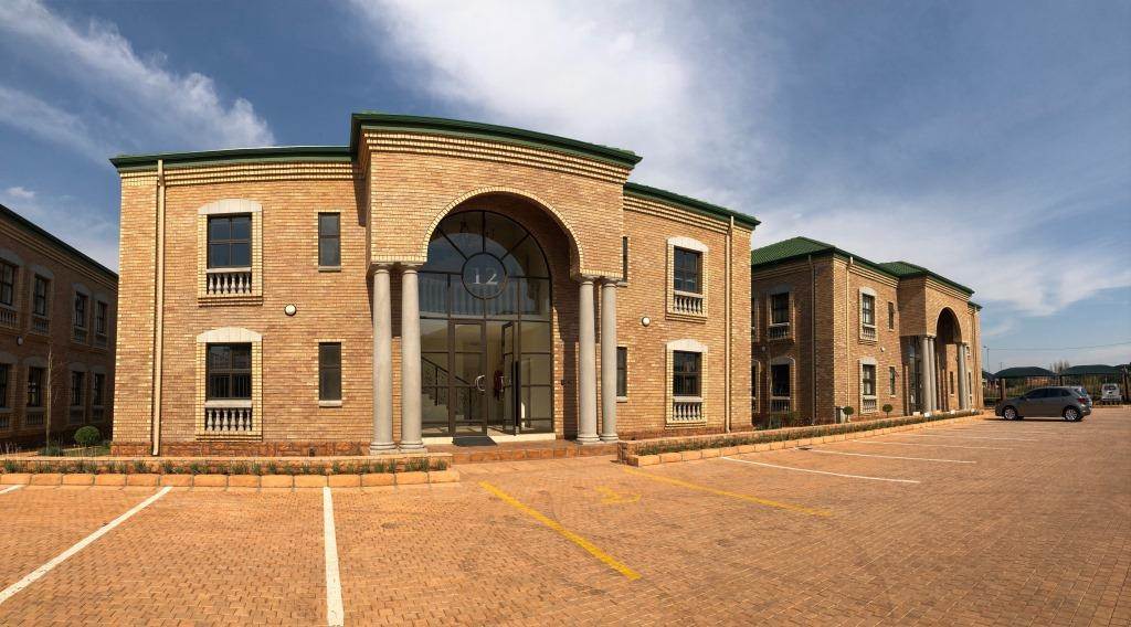 1500  m² Office Space in Centurion CBD photo number 3