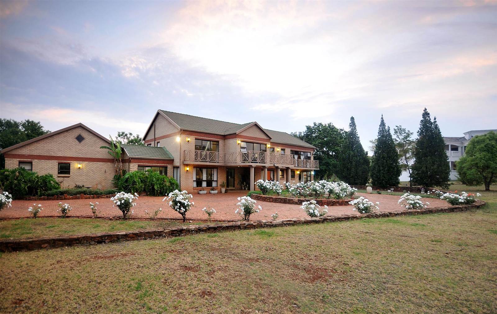5 Bed House in Mooikloof Equestrian Estate photo number 27