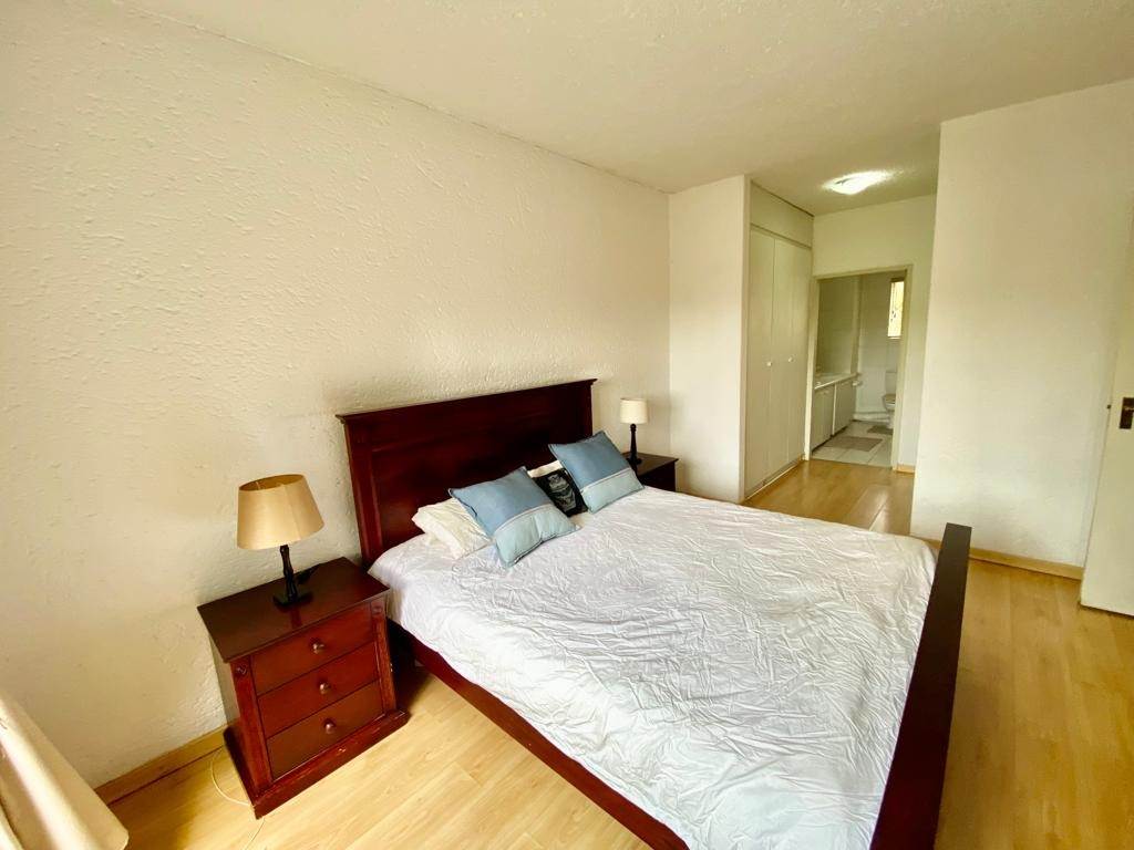 3 Bed Apartment in Morningside photo number 16