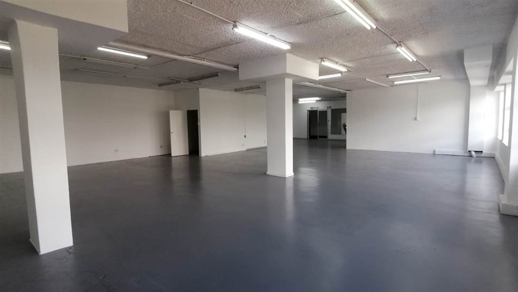 255  m² Commercial space in Kramerville photo number 7