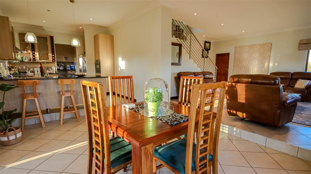 3 Bed House in Rietvlei Ridge Country Estate photo number 10