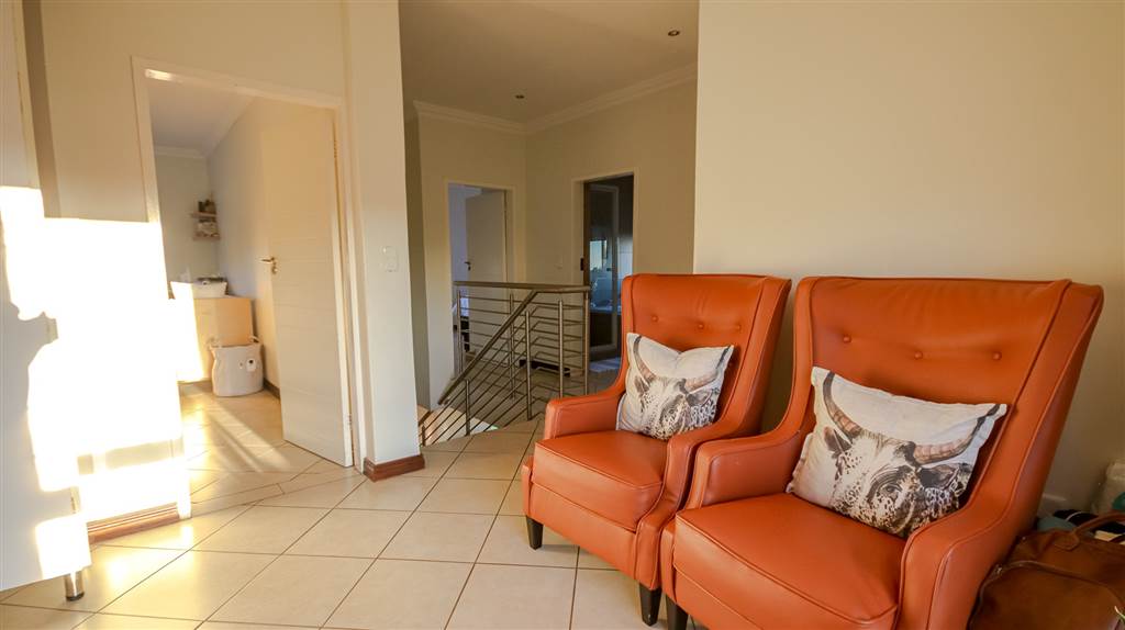 3 Bed House in Rietvlei Ridge Country Estate photo number 19