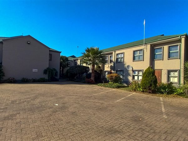 2 Bedroom Townhouse