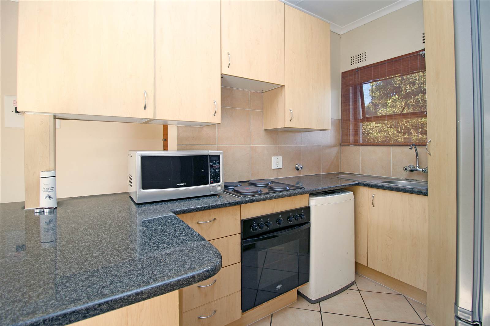 1 Bed Apartment in Northwold photo number 9