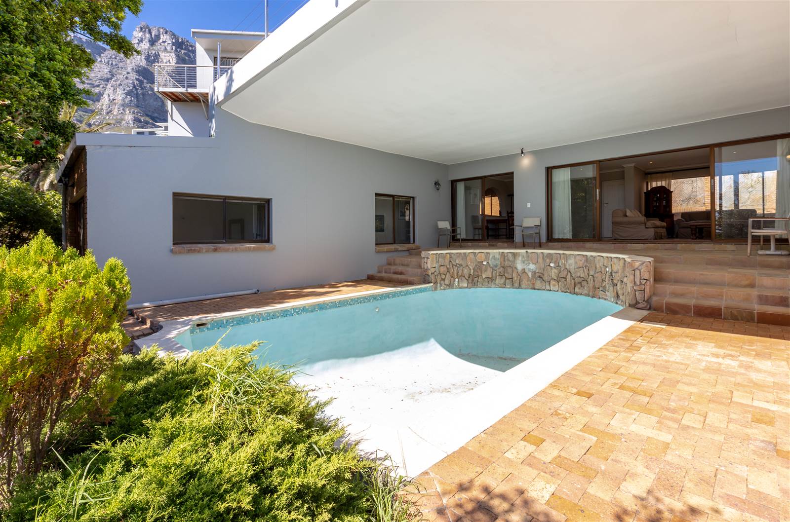 3 Bed Apartment in Camps Bay photo number 17