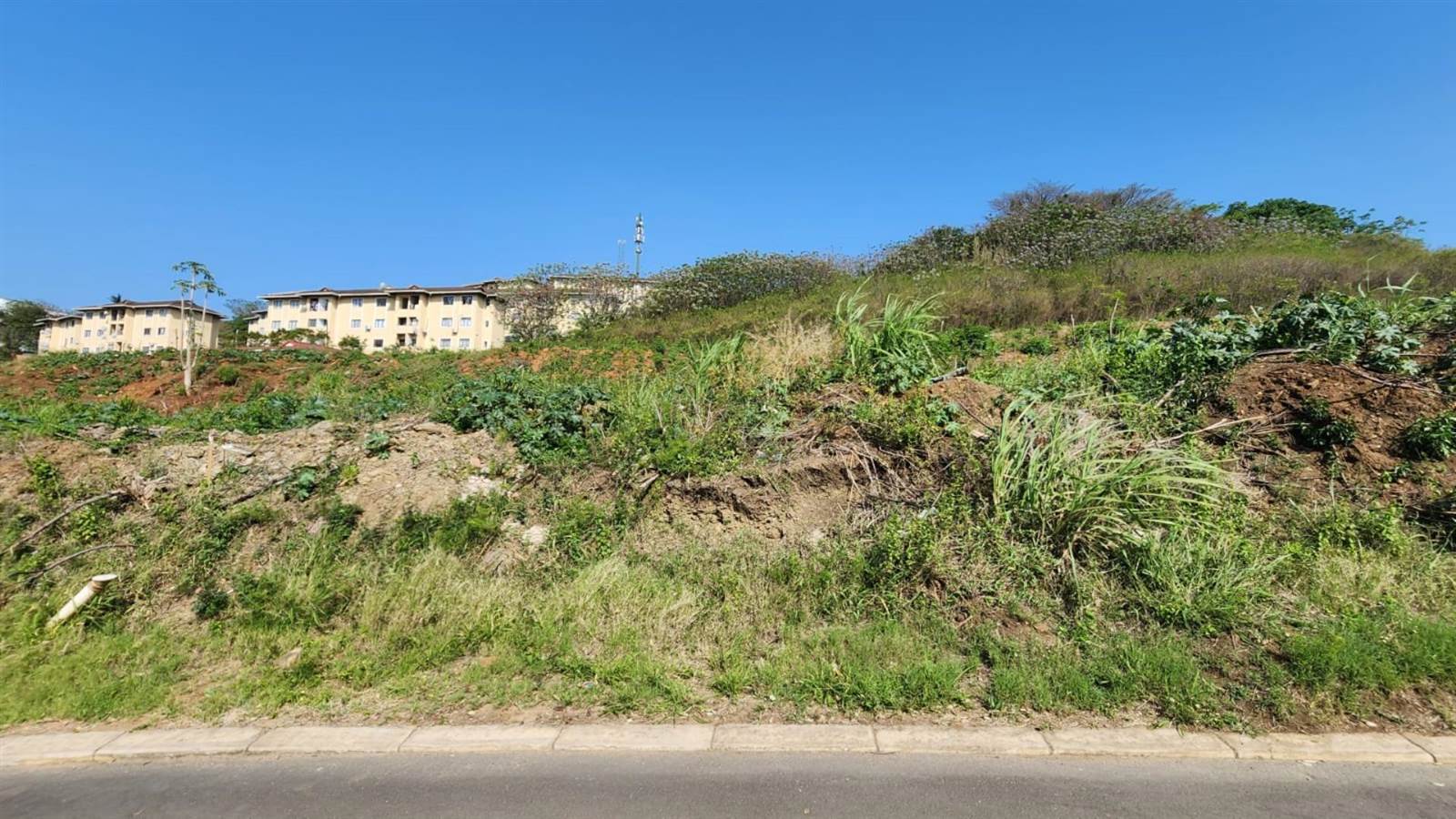 476 m² Land available in Southgate photo number 8