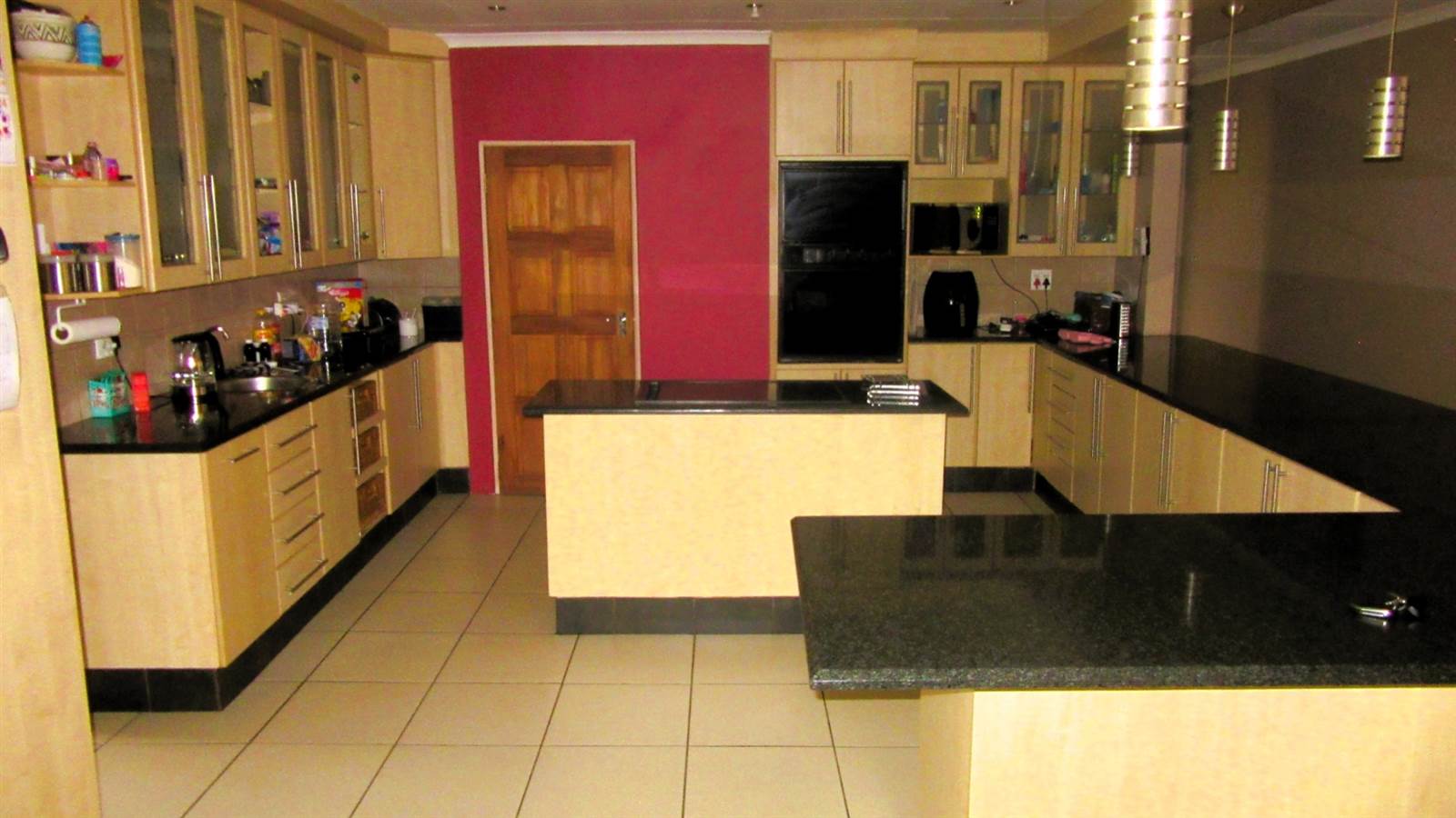 6 Bed House in Casseldale photo number 4