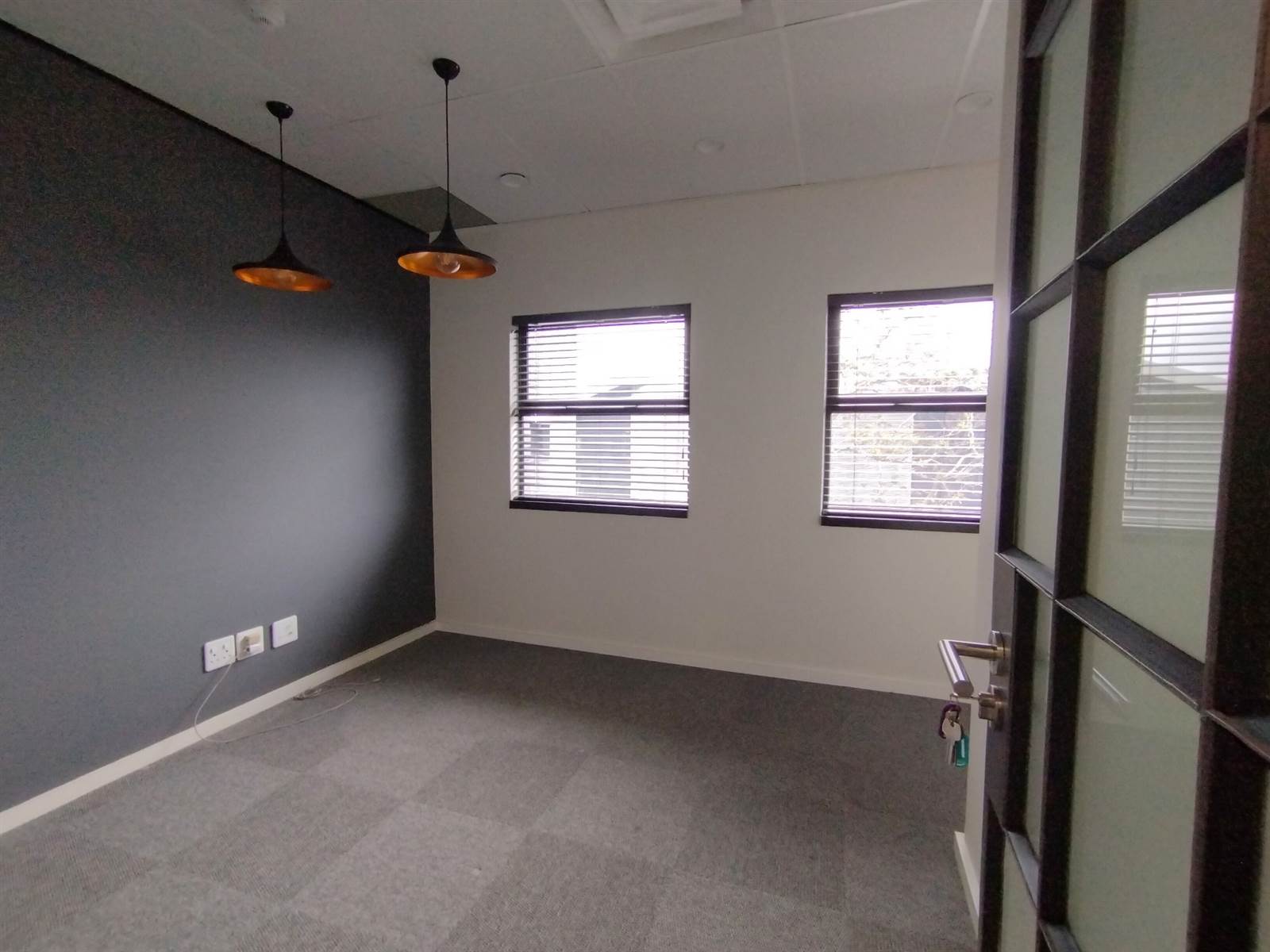 266  m² Office Space in Westville photo number 10