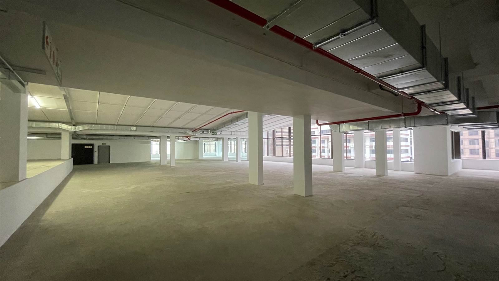 1888  m² Commercial space in Cape Town City Centre photo number 12