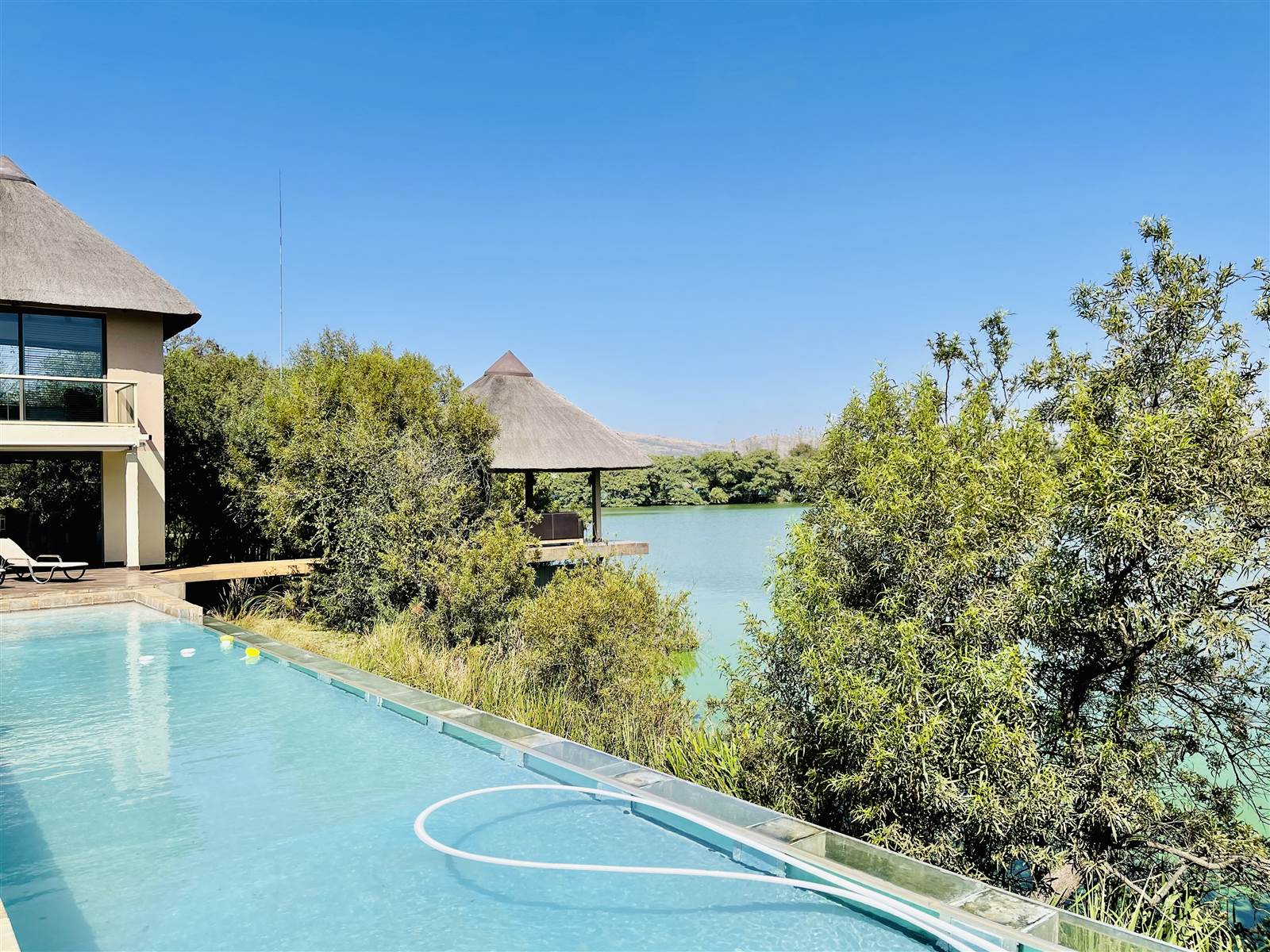 6 Bed House in Hartbeespoort Dam photo number 28