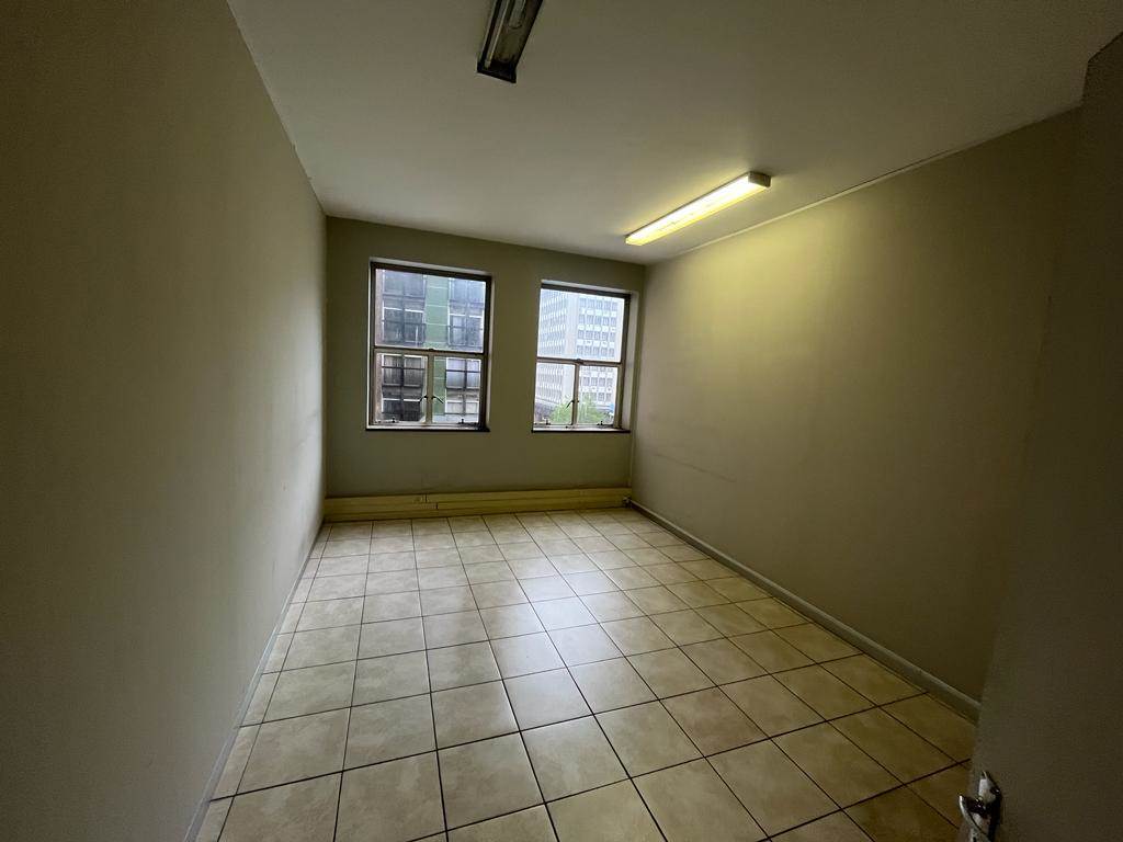 137  m² Commercial space in Braamfontein photo number 3