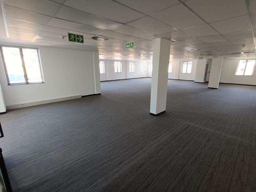 293  m² Commercial space in Sandhurst photo number 4