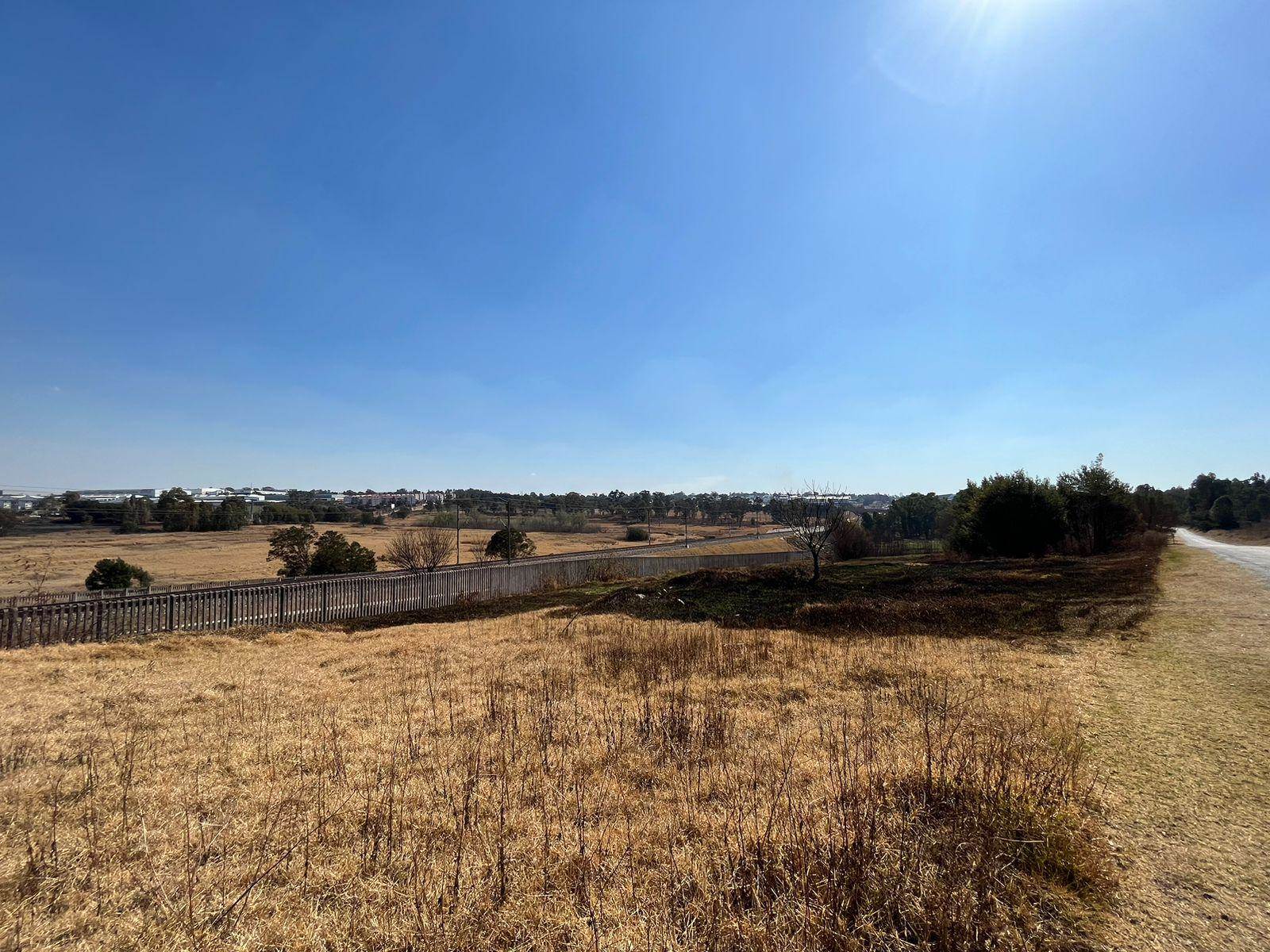 6815 m² Land available in Modderfontein photo number 1