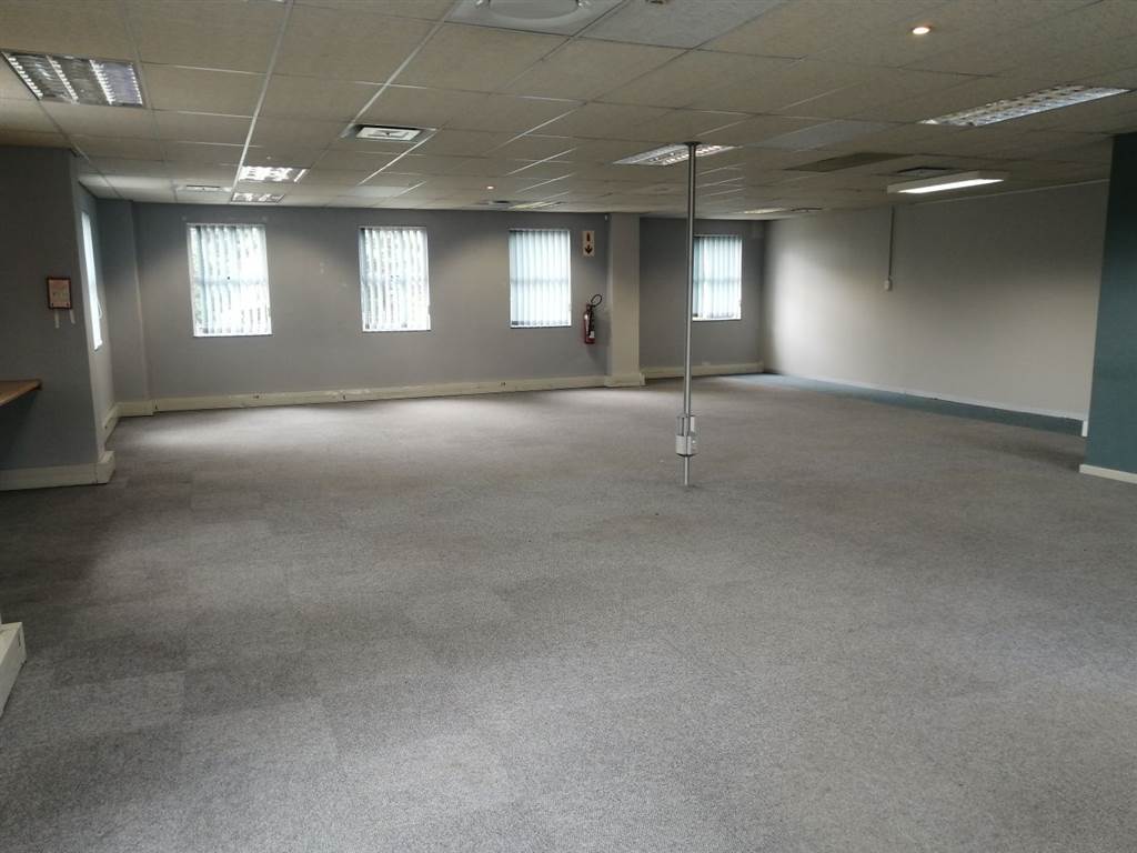 196  m² Commercial space in Westville photo number 3