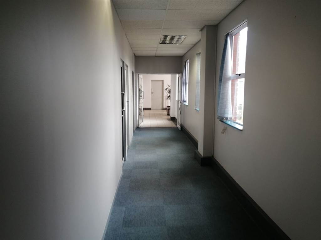 196  m² Commercial space in Westville photo number 7