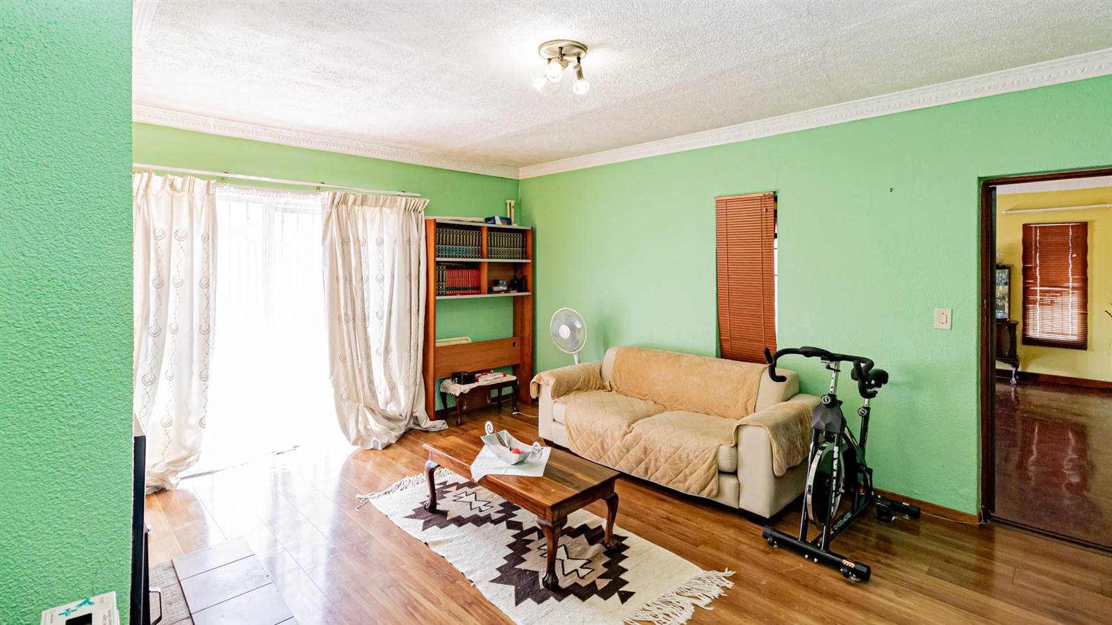 4 Bed House in Katlehong photo number 8