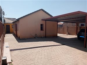3 Bed House in Mahube Valley