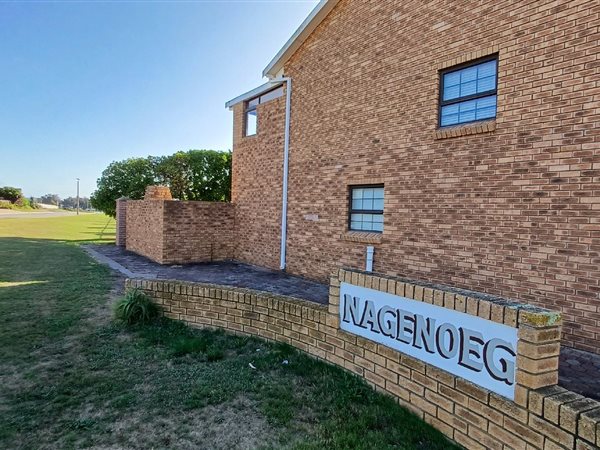 4 Bed Townhouse in Hartenbos