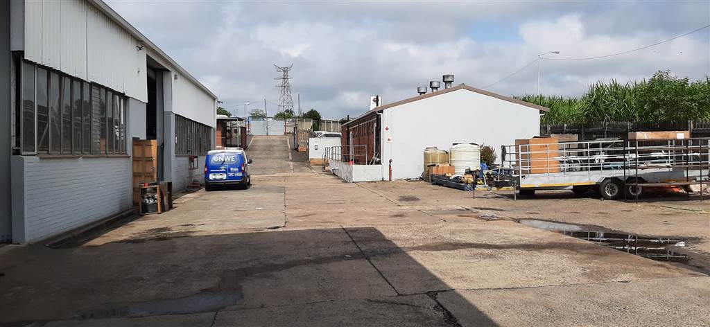 1342  m² Industrial space in Pinetown Central photo number 4