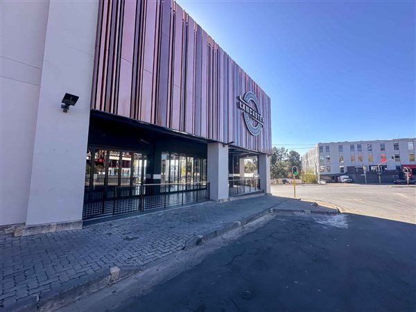 540  m² Retail Space