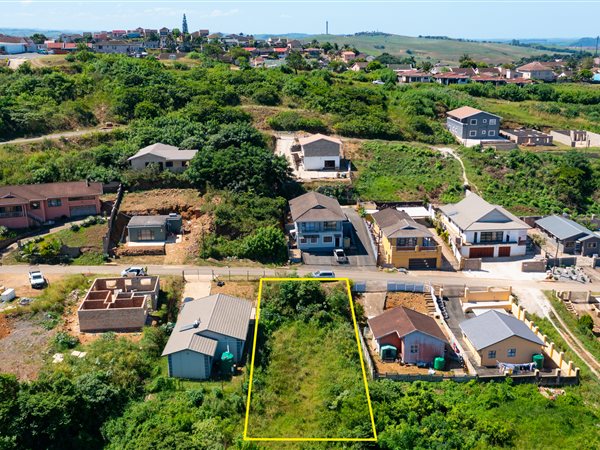 554 m² Land available in Belvedere