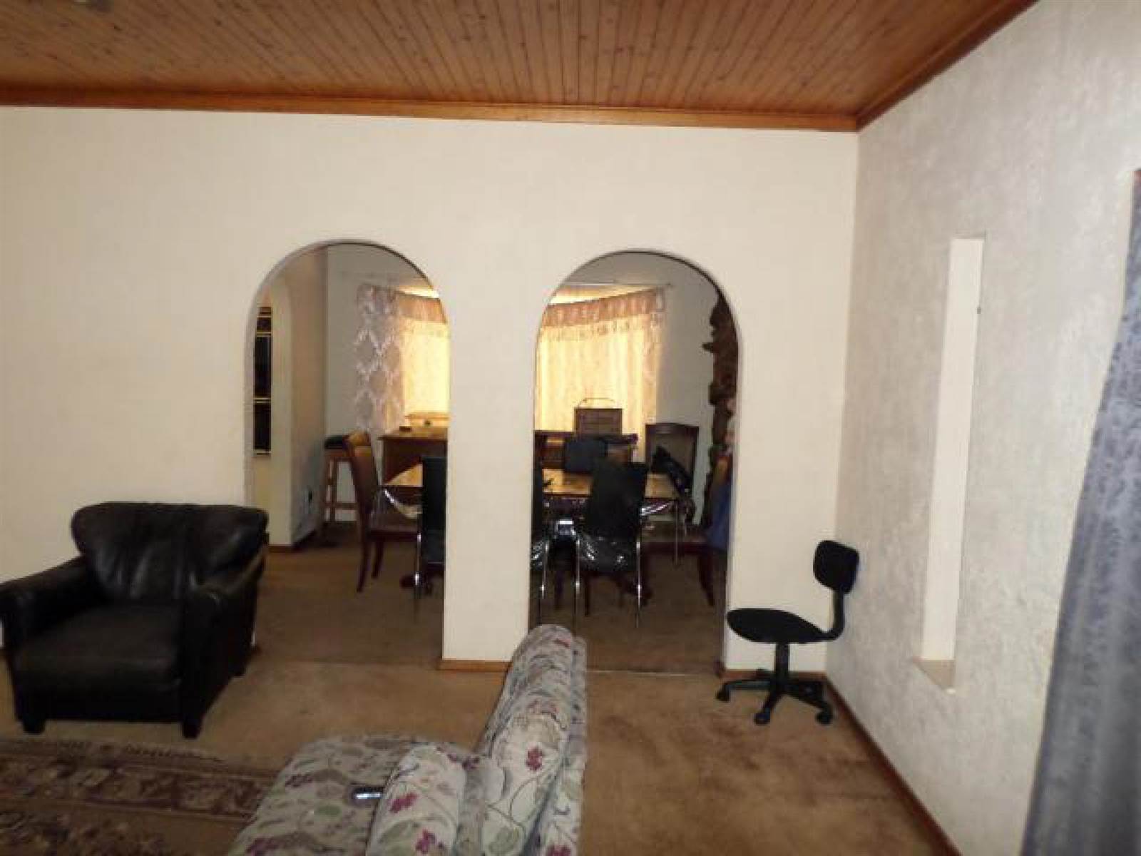 3 Bed House in Ventersdorp photo number 10