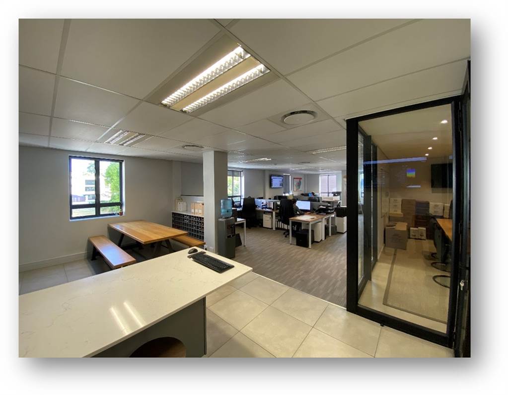 147.36  m² Office Space in Stellenbosch Central photo number 9