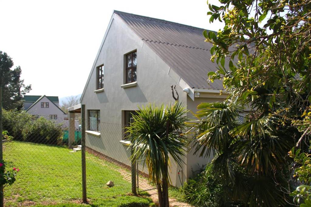 4 Bed House in Villiersdorp photo number 25