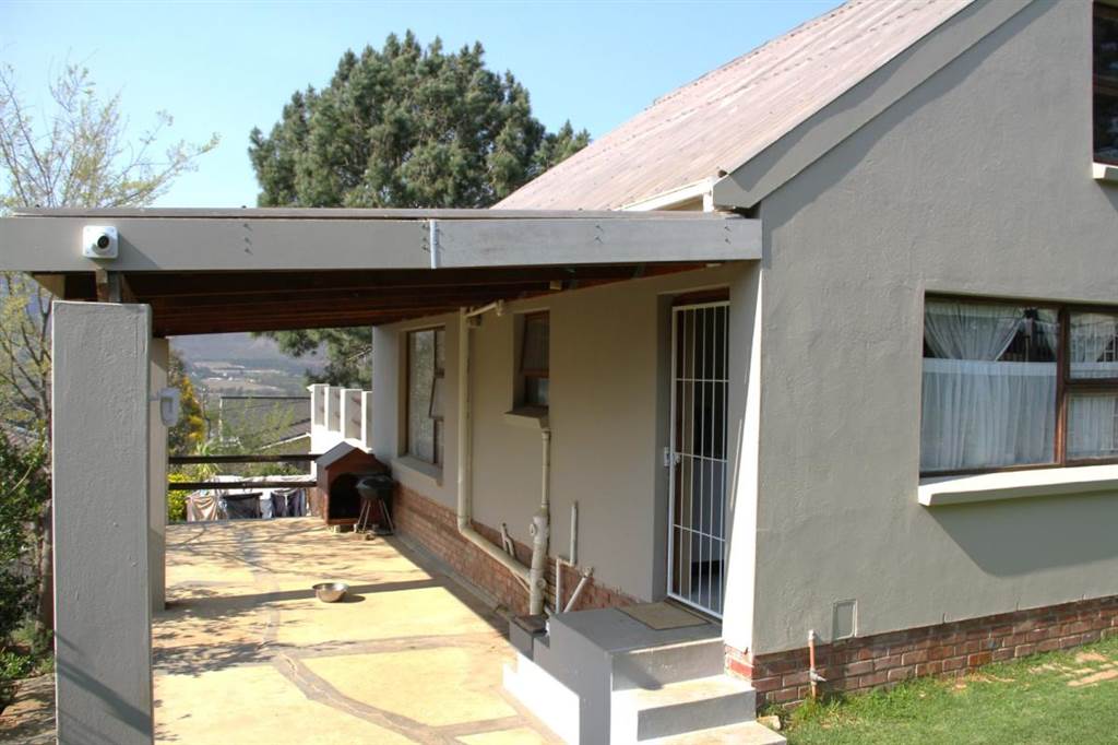 4 Bed House in Villiersdorp photo number 20