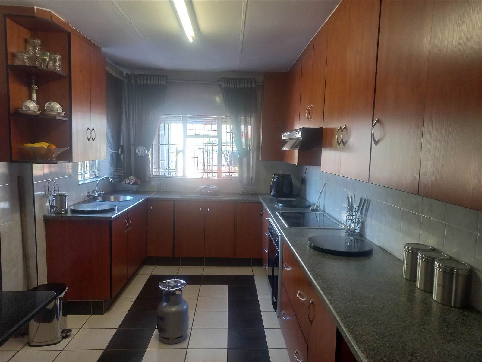 3 Bed House in Laudium photo number 18