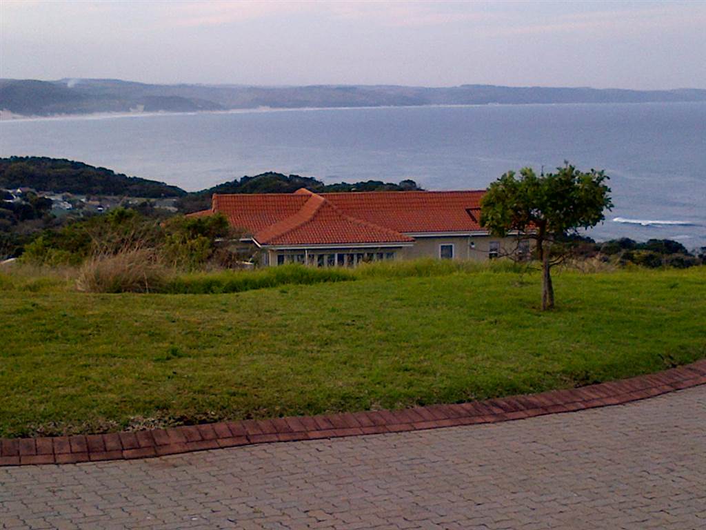 1140 m² Land available in Khamanga Bay photo number 9