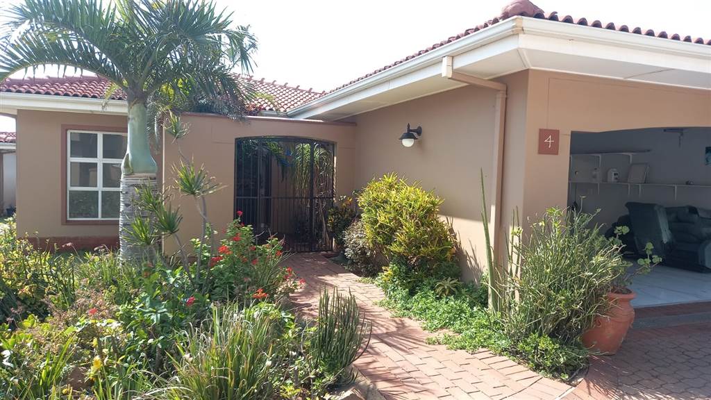 3 Bed Townhouse in Winklespruit photo number 15
