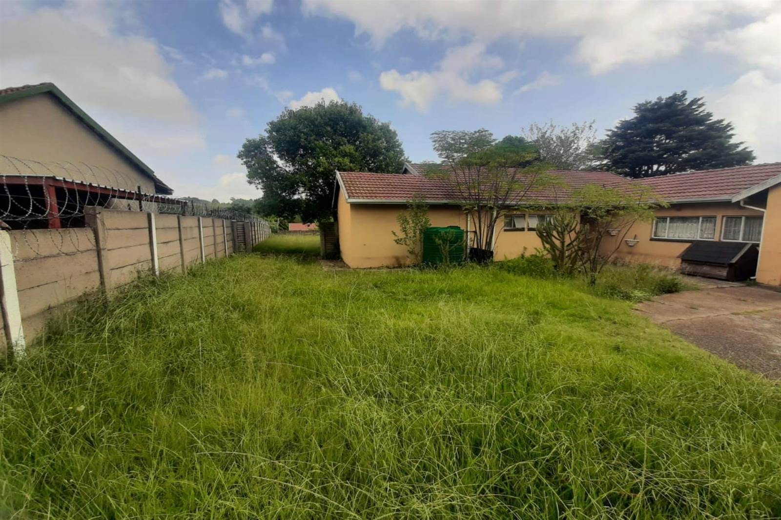 3 Bed House in Witbank Central photo number 8
