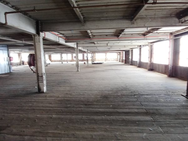 900  m² Industrial space