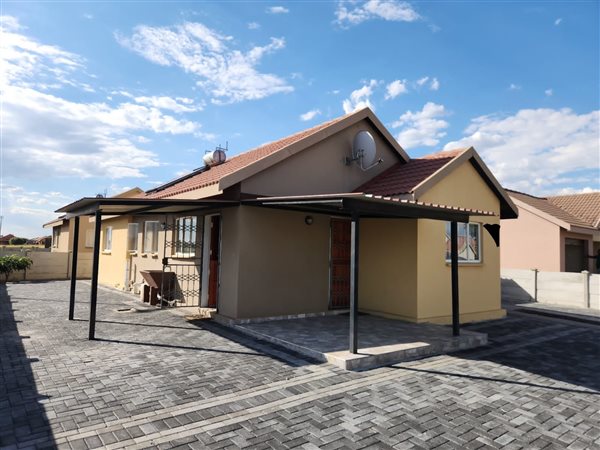 4 Bed House in Freedom Park