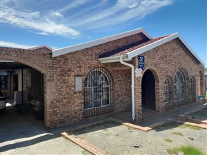 4 Bed House in Acaciaville