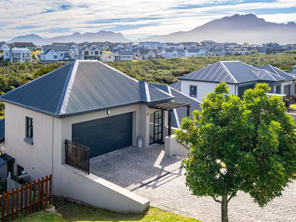 2 Bedroom House 2 Bedroom House