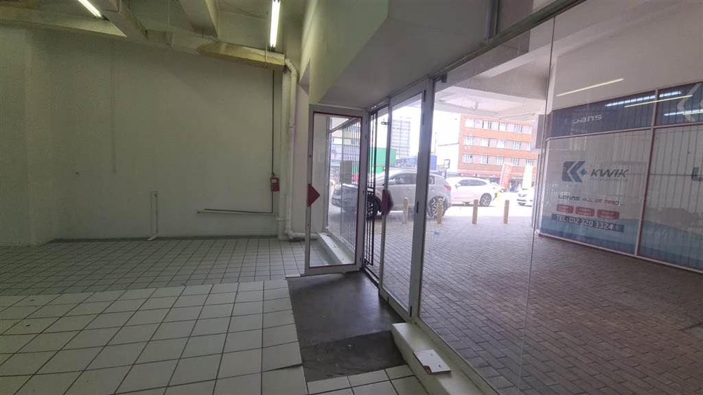 96  m² Commercial space in Pretoria Central photo number 3