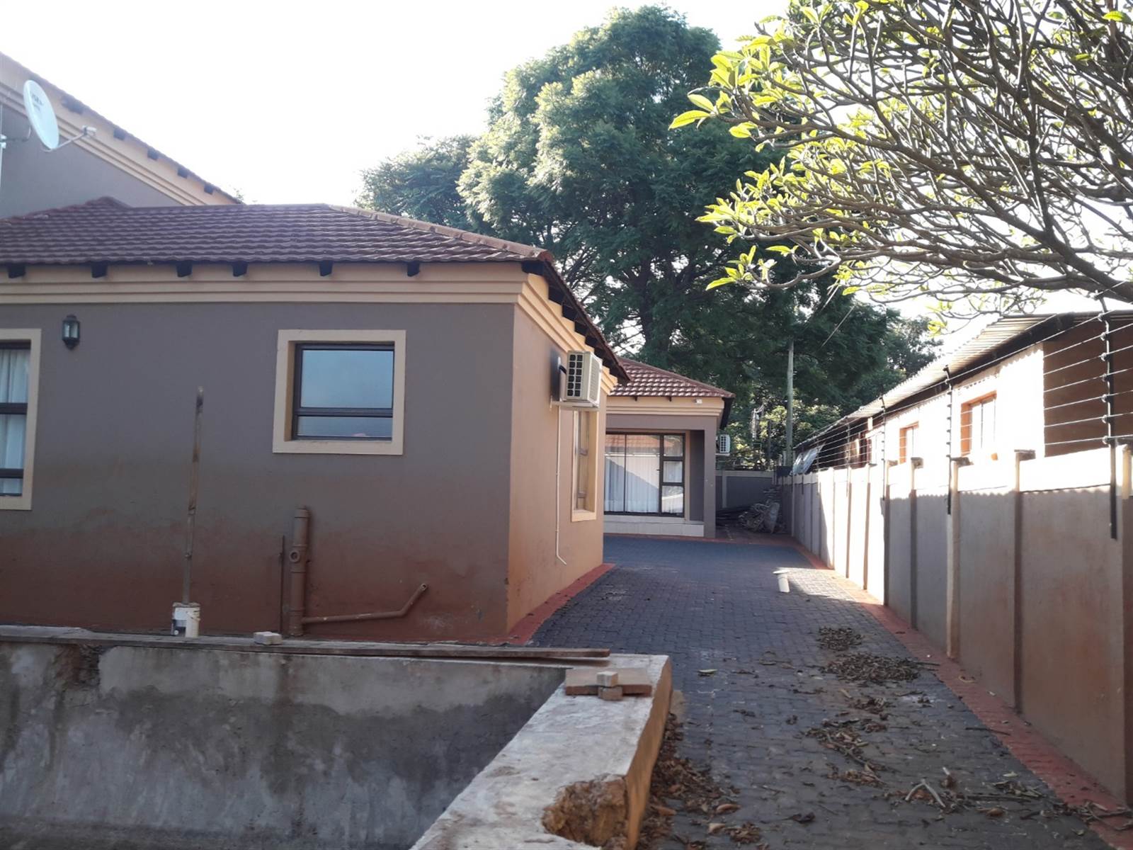 10 Bed House in Louis Trichardt photo number 13