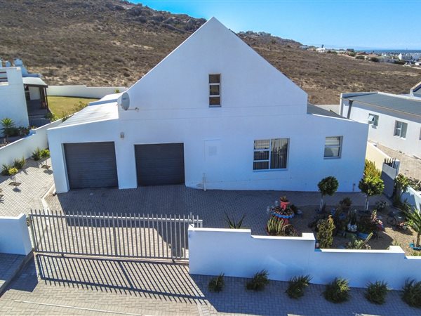 3 Bedroom House 3 Bedroom House