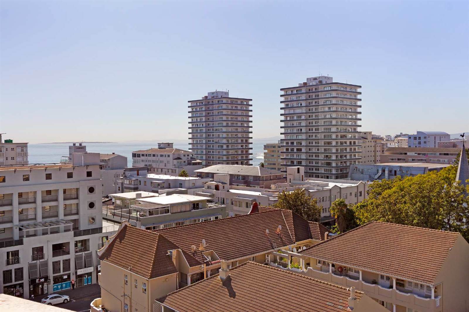1 Bed Apartment in Sea Point photo number 19