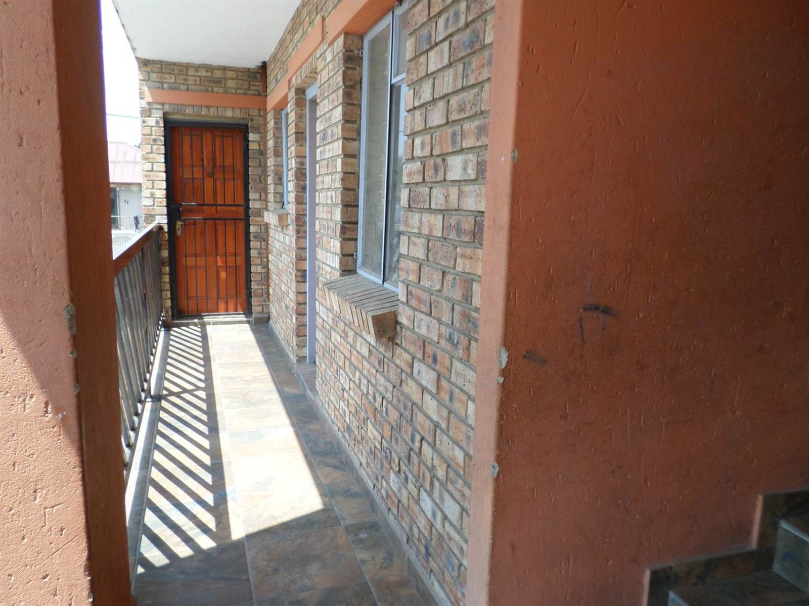 20 Bed Apartment in Turffontein photo number 7