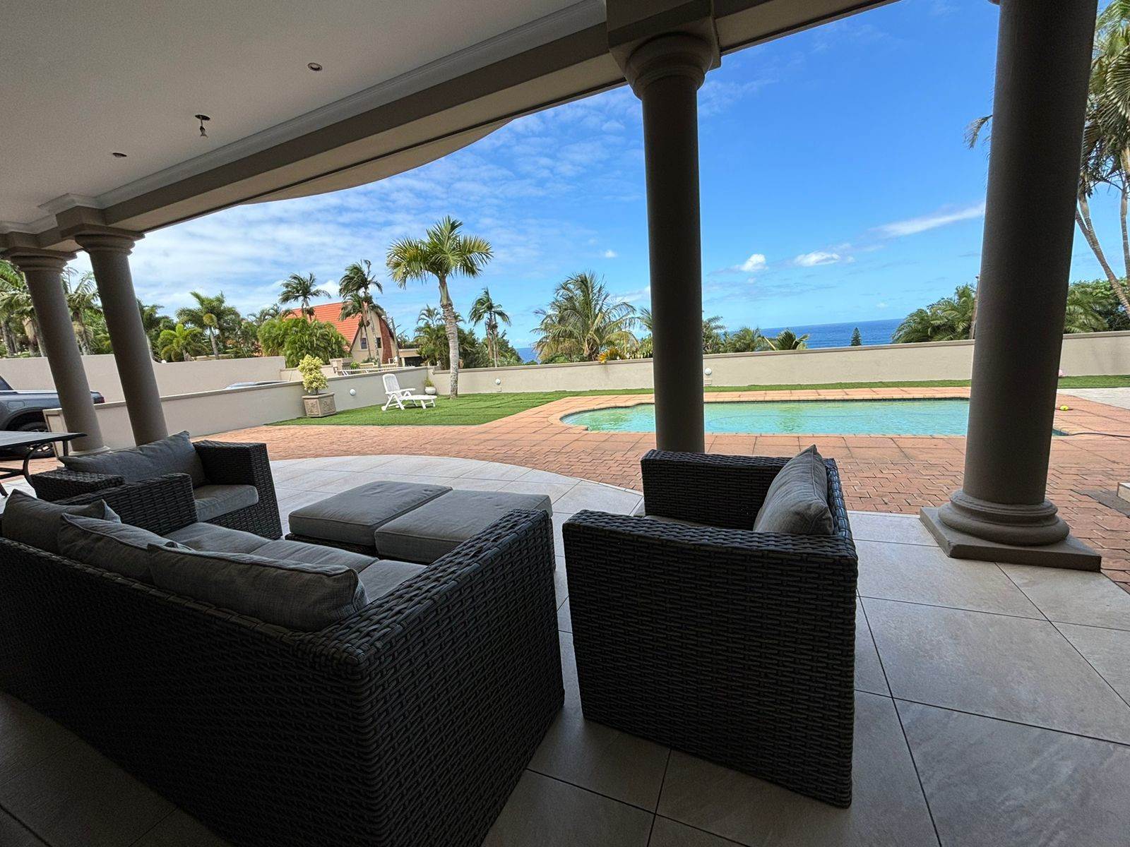 7 Bed House in Ballito photo number 3